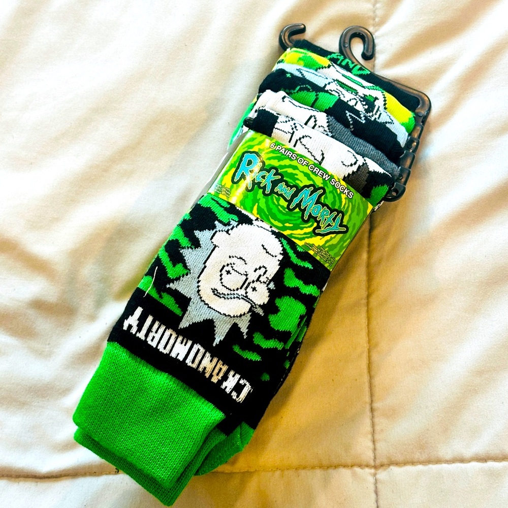 Rick and Morty Crew Socks - 6 Pairs